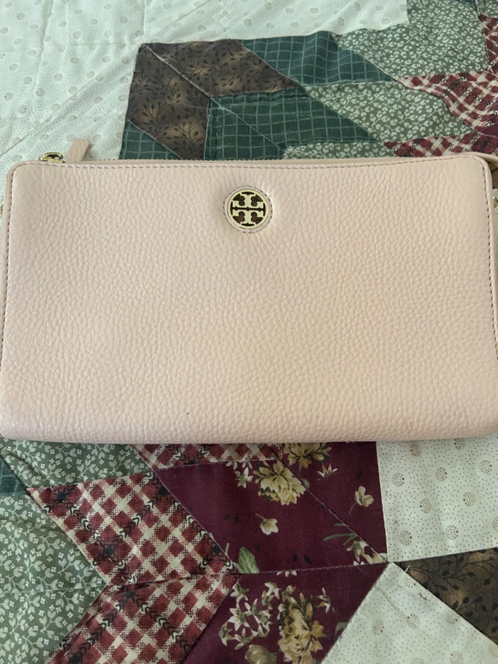 Tory Burch Pale Pink Pebbled Leather Zip Crossbody Bag with Gold Logo